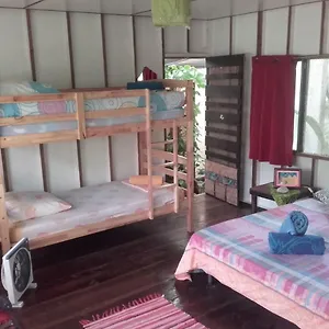 Bed & Breakfast B & Bee Meri Island - Huahine, Parea